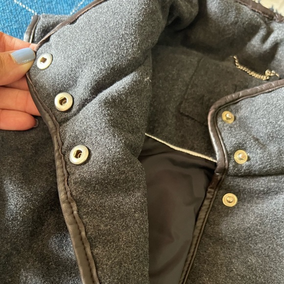 Massimo Dutti Quilted Grey Flannel Vest - Picture 10 of 17